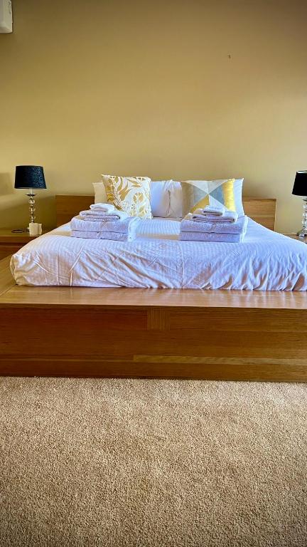 Melbourne Topview Villa In Dandenong Ranges Near Skyhigh - Newcastle Accommodation 1