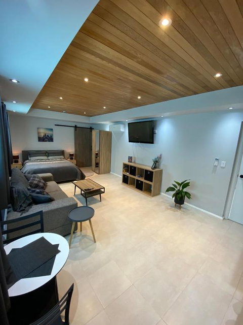 Mindarie Beachside Studio - Newcastle Accommodation 0