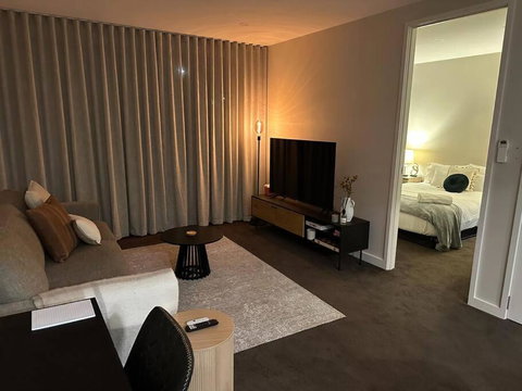 Modern Griffith Apartment - Newcastle Accommodation 3