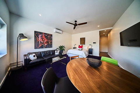 Mrs Owens Lofts - Newcastle Accommodation 1