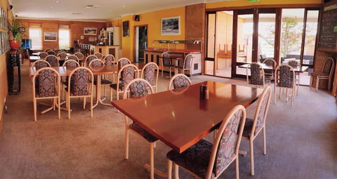 Mud Hut Motel - Newcastle Accommodation 2