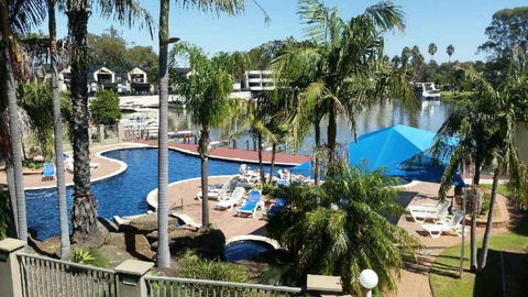 Mulwala Lakeside Apartment - Newcastle Accommodation 3