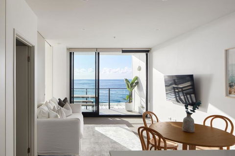 Nalu - Newcastle Accommodation 0