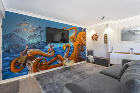 Nautical Nook - EXECUTIVE ESCAPES - Newcastle Accommodation 1