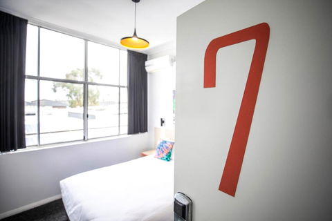 Nightcap At Ashley Hotel - Newcastle Accommodation 3