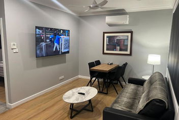 Northcott Lodge with Newcastle Accommodation