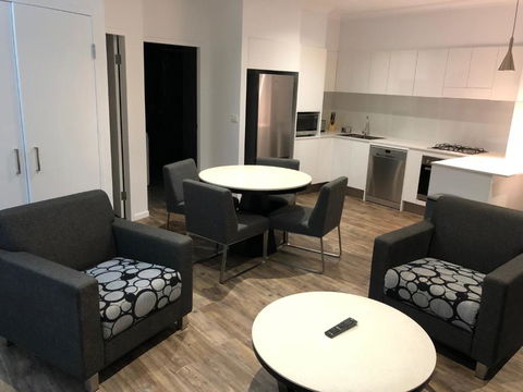 Nouveau On Young - Newcastle Accommodation 2