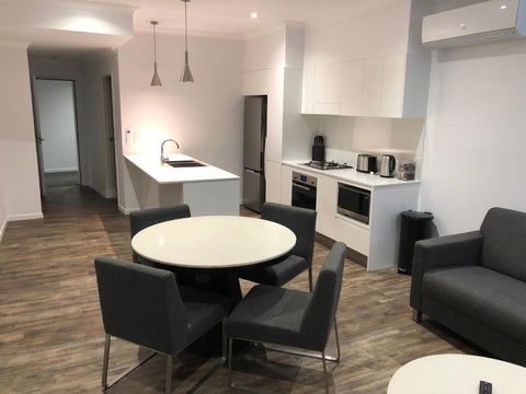 Nouveau On Young - Newcastle Accommodation 1