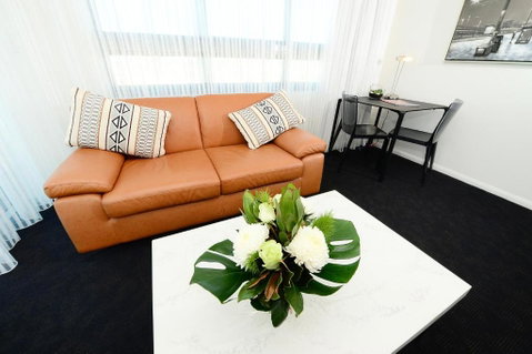 Oaks Gladstone Grand Hotel - Newcastle Accommodation 3
