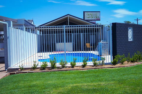 Oasis Motel - Newcastle Accommodation 1