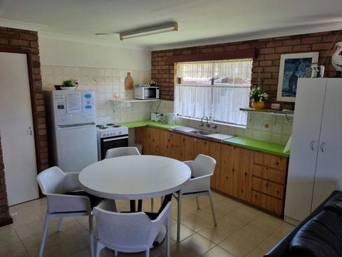 Ocean Beach Chalet 16 - New Castle Tourism 1