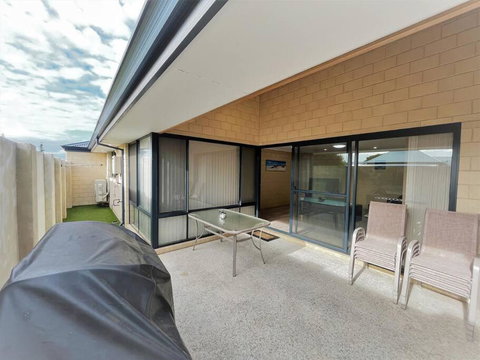 Ocean Escape Esperance - Newcastle Accommodation 1