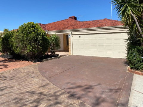 Ocean Keys Family Accommodation - Newcastle Accommodation 0