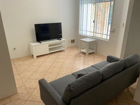 Ocean Keys Family Accommodation - Newcastle Accommodation 1