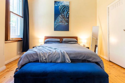 Peaceful And Stylish Petersham Aparttment With Parking - Newcastle Accommodation 3