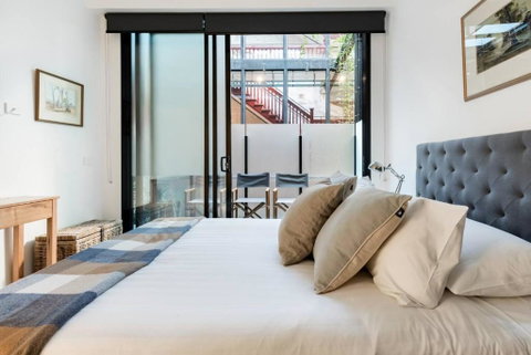 Paterson 1911 - Upmarket Terrace In Vibrant Fitzroy - Newcastle Accommodation 3