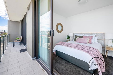 Perfect Penthouse - WiFi Included - Newcastle Accommodation 0