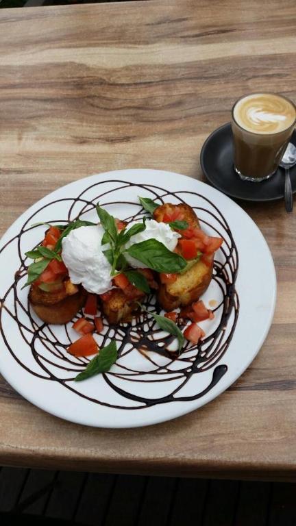 Pinnacle Holiday Lodge - Newcastle Accommodation 2