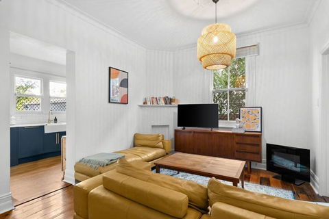 Pocket Of Petersham - A Stylish Inner-West Retreat - Newcastle Accommodation 0