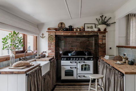 Port Cottage On The Great Ocean Road - Newcastle Accommodation 3