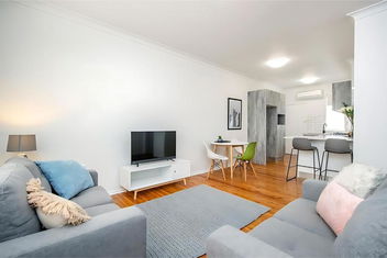 Prickly Pear Stays In Adamstown with Newcastle Accommodation