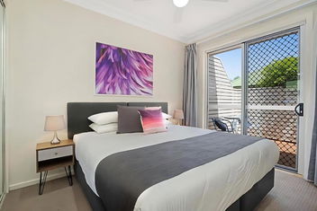 Prickly Pear Stays In Mayfield with Newcastle Accommodation