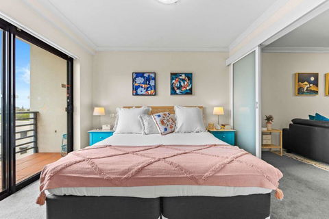 Prime Perth Apartment - Newcastle Accommodation 0