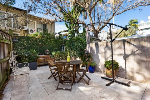 Pyrmont Self-Contained Terrace House (64 BUL) - New Castle Tourism 2