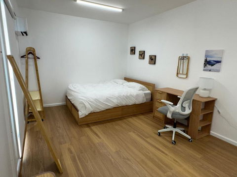 Quiet And Cozy Corner - Newcastle Accommodation 2