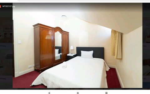 Quiet And Peaceful Perth City Living With Free Parking - Newcastle Accommodation 2