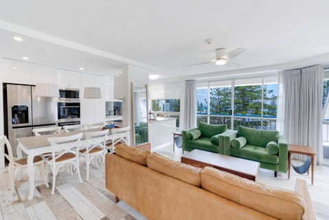 Rainbow Bay - 2BR Haven - Newcastle Accommodation 0