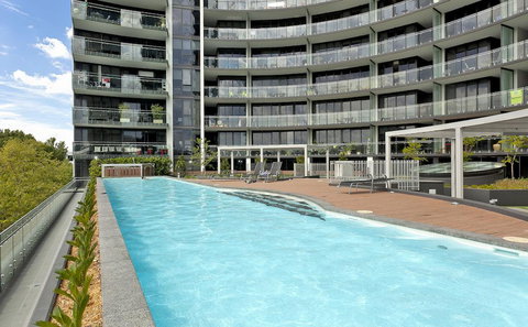 Astra Apartments Canberra - Manhattan - Newcastle Accommodation 0