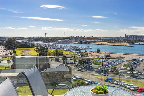 Astra Apartments Newcastle - New Castle Tourism 0
