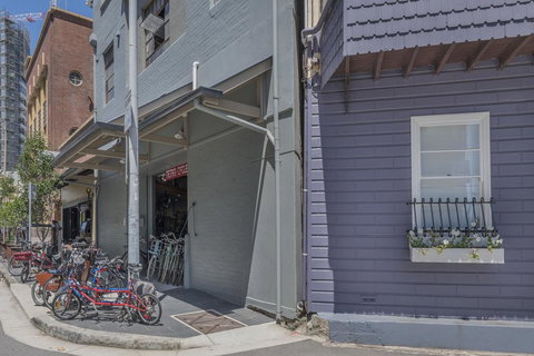 Astra Apartments Newcastle - New Castle Tourism 1