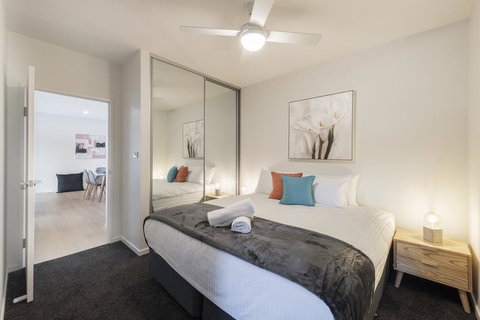 Astra Apartments Newcastle (Broadmeadow) - Newcastle Accommodation 1