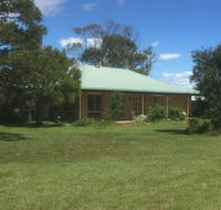 At HOME on HOLMES - Newcastle Accommodation