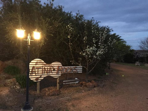 Atina Rocks Country Homestead - Newcastle Accommodation 2