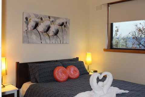 Australian Home Away @ Richmond - Newcastle Accommodation 0