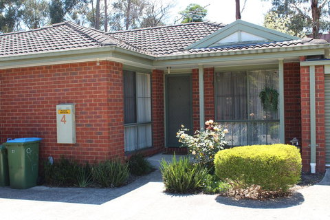 Australian Home Away Ringwood Bardia - Newcastle Accommodation 0