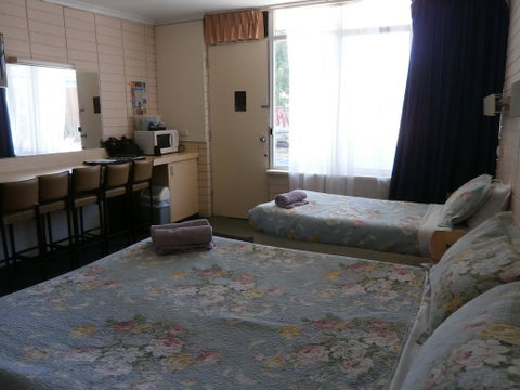Avenue Motel - Newcastle Accommodation 3