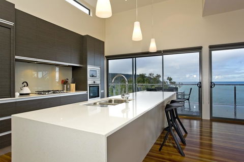 Azure - Newcastle Accommodation 2