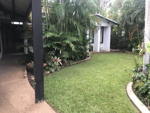 Bali Inspired Hideaway With Tropical Villa & Plunge Pool - Newcastle Accommodation 1