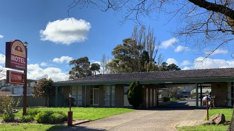 Ballarat Eureka Lodge Motel - Newcastle Accommodation 0