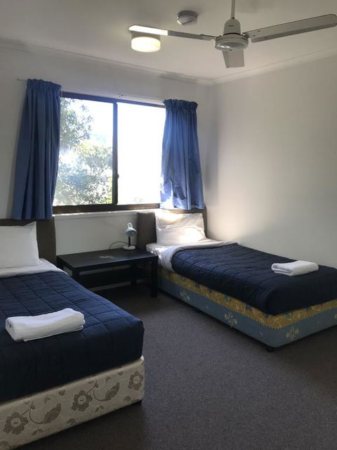 Bargara Beach Motor Inn - Newcastle Accommodation 2