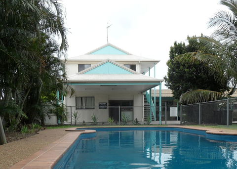 Bargara Beach Motor Inn - Newcastle Accommodation 0