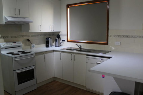 Batehaven Hideaway - New Castle Tourism 2