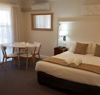Bathurst Gold Panner - Newcastle Accommodation