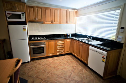 Bathurst Heritage Motor Inn - Newcastle Accommodation 1