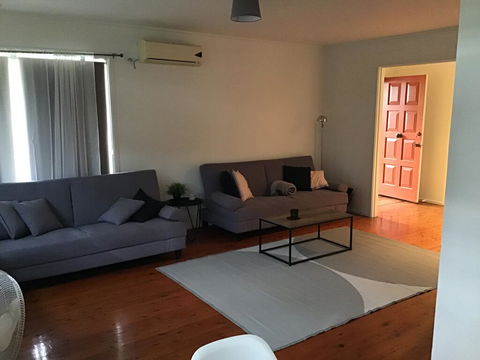 Baulkham Hill House - Newcastle Accommodation 0