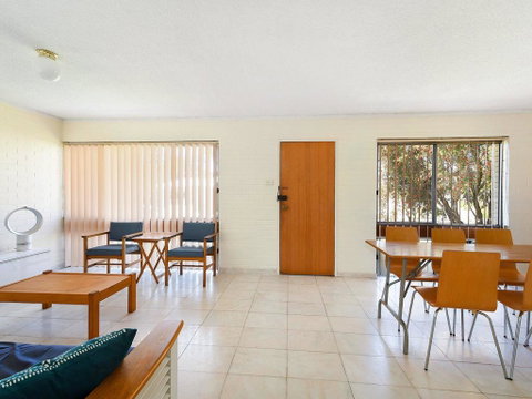 Beach Break - Newcastle Accommodation 3